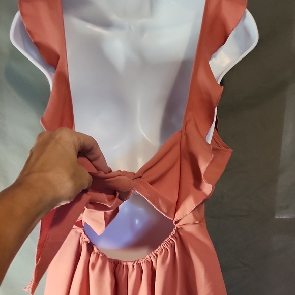 Chic Sleeveless Ruffle Dress in Terracotta - Picture 4 of 10